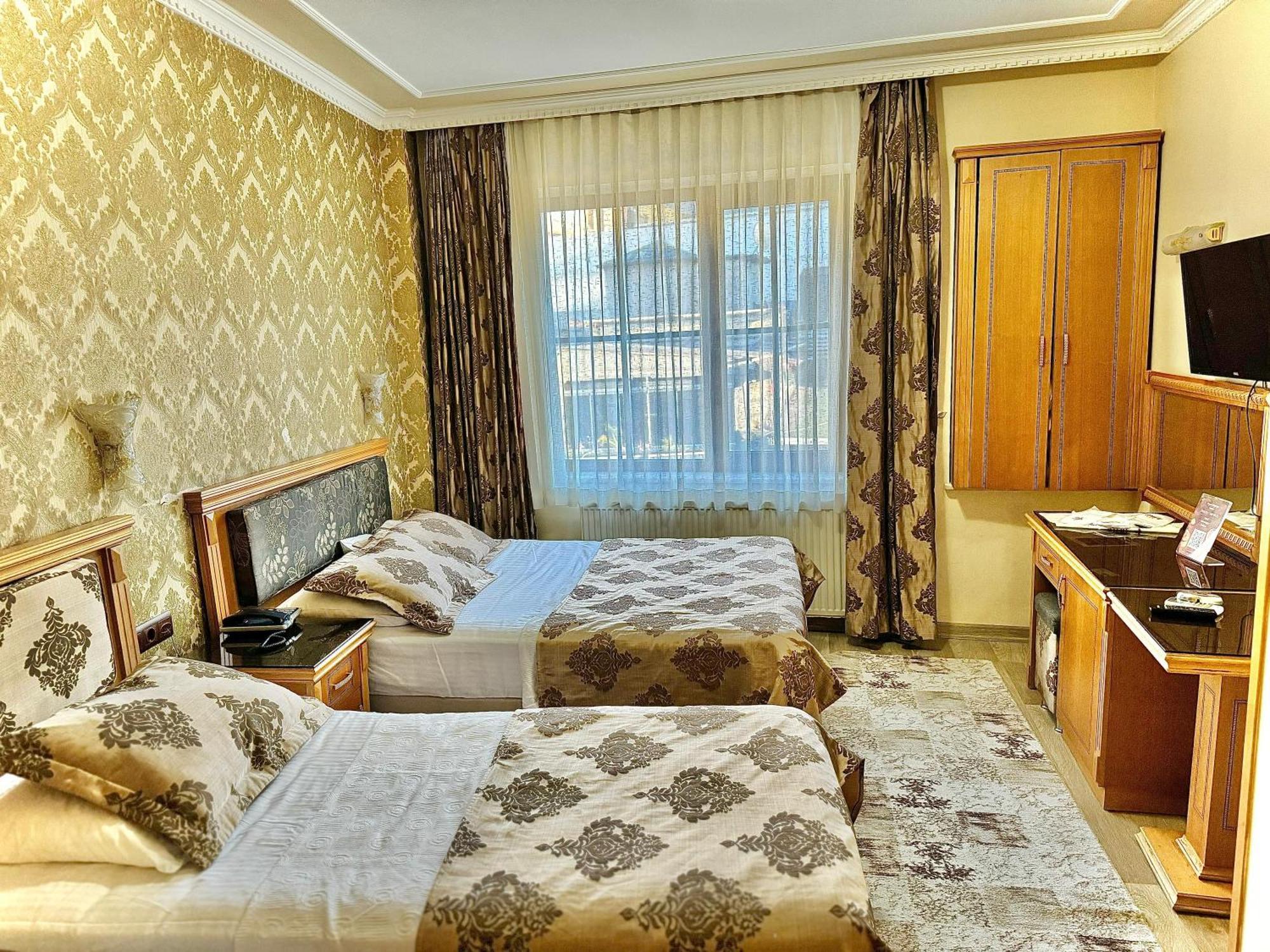 Grand Papirus Hotel — Photos 1